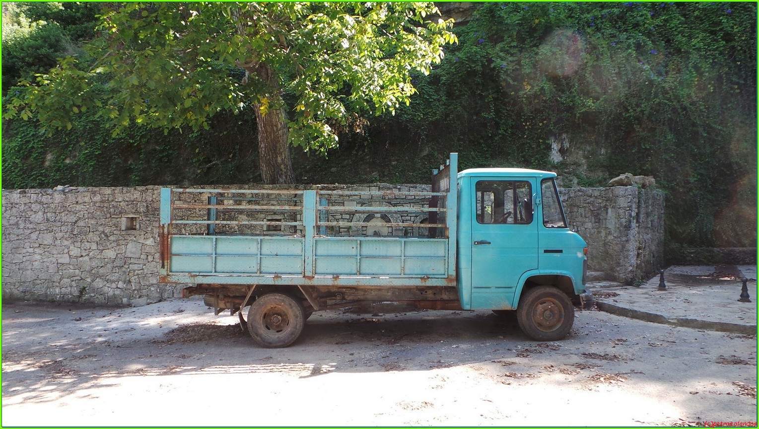 roustika truck